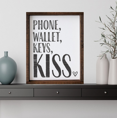 Leave List - Phone, Wallet, Keys, Kiss